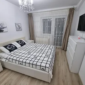 25 Luxury Apartment