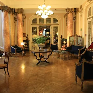 4* Ξενοδοχείο Grand Boutique
