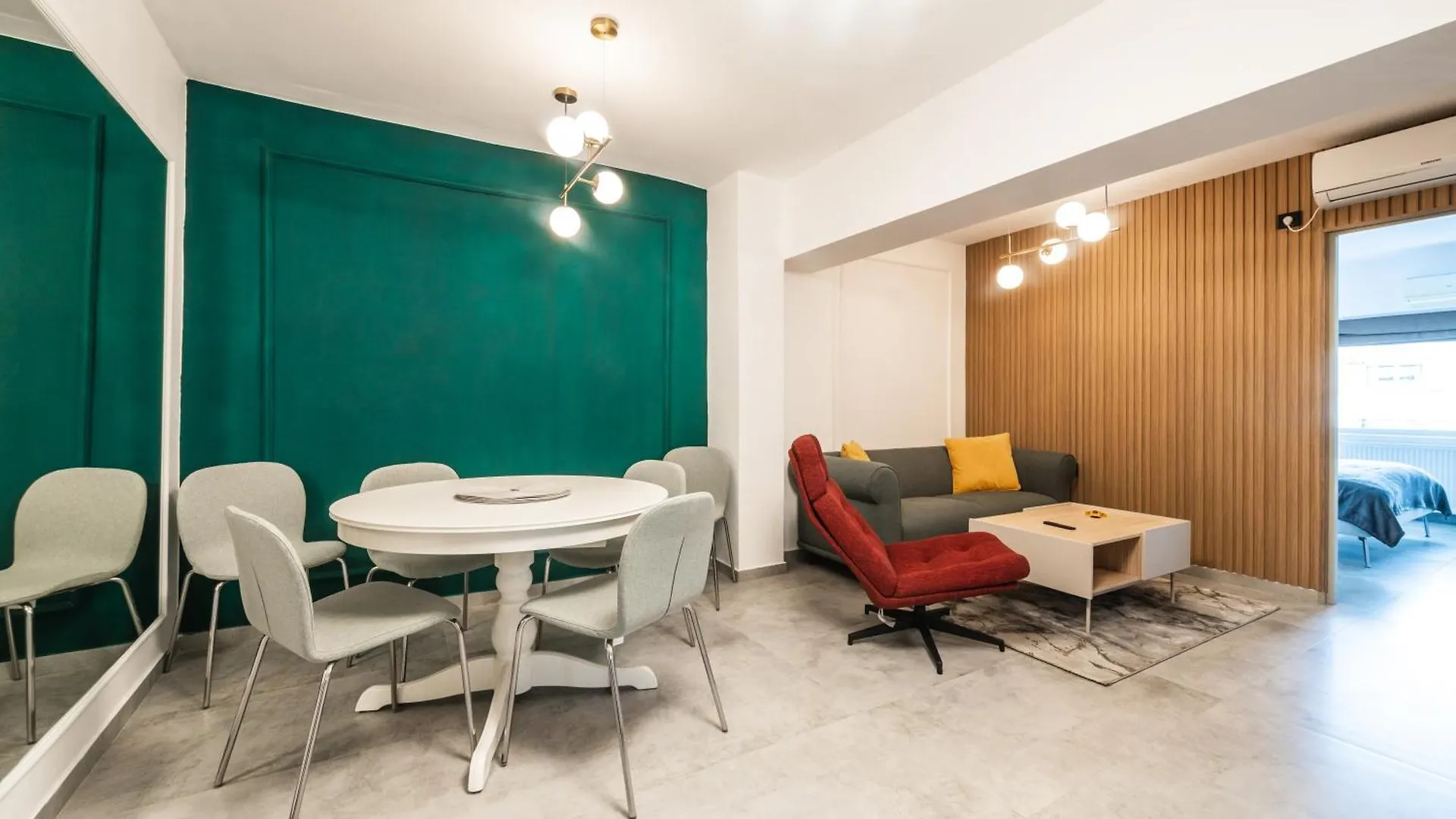 Charming Retreat - Cozy 2Br Near City Center Бухарест 0*,  Румыния