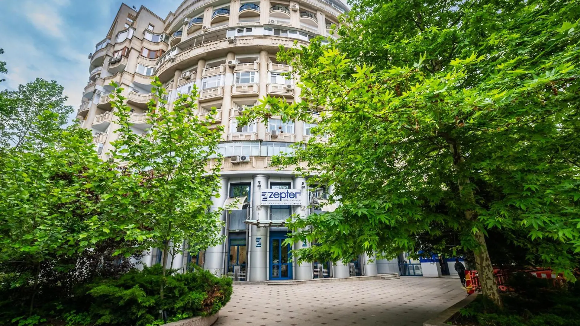 Charming Retreat - Cozy 2Br Near City Center Бухарест
